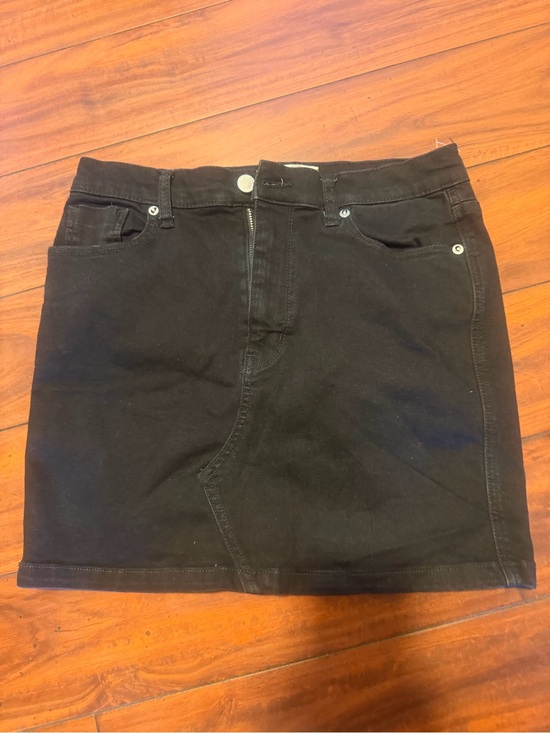 We The Free Dresses & Skirts - We The Free Black Denim Mini Skirt with Front Zip